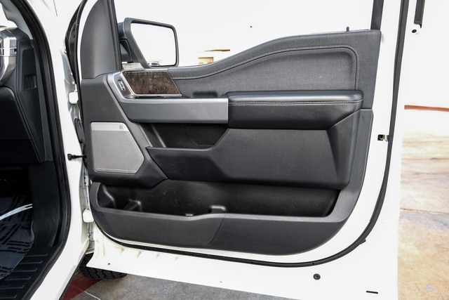 Ford F-150 Vehicle Full-screen Gallery Image 36