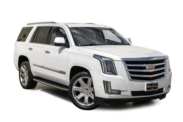 Cadillac Escalade Vehicle Full-screen Gallery Image 06