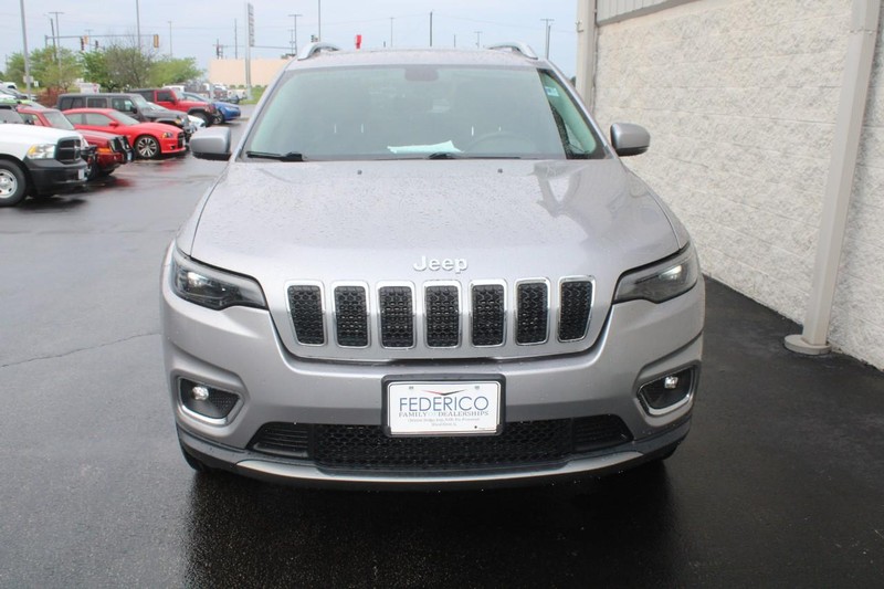 2019 Jeep Cherokee 4WD Limited photo