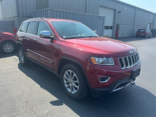 Used 2015 Jeep Grand Cherokee Limited with VIN 1C4RJFBG7FC142774 for sale in Wood River, IL