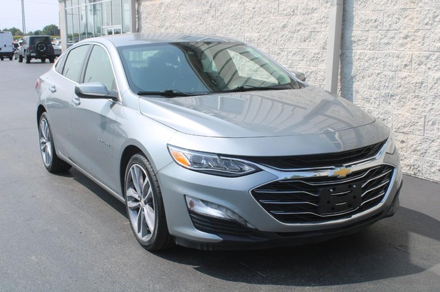 Used 2023 Chevrolet Malibu 2LT with VIN 1G1ZE5ST4PF182573 for sale in Wood River, IL