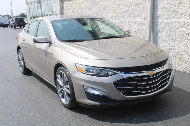 Used 2023 Chevrolet Malibu 2LT with VIN 1G1ZE5ST6PF181408 for sale in Wood River, IL