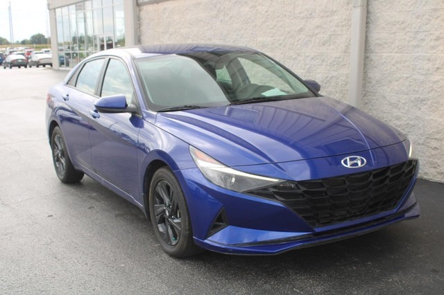 Used 2023 Hyundai Elantra SEL with VIN 5NPLM4AG9PH088385 for sale in Wood River, IL