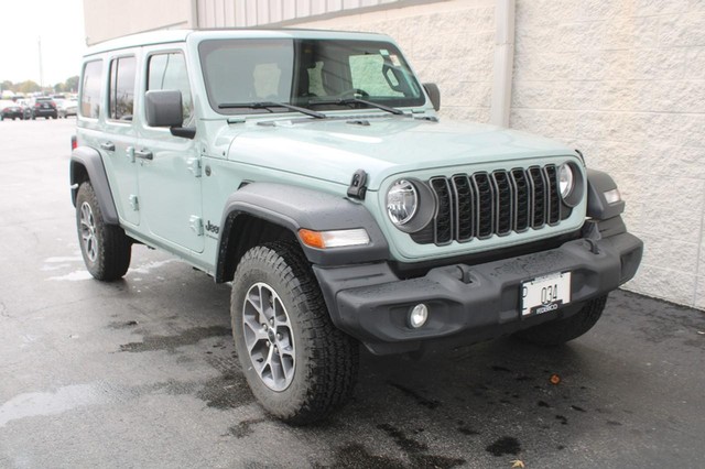 Used 2024 Jeep Wrangler 4-Door Sport S with VIN 1C4PJXDG6RW278956 for sale in Wood River, IL