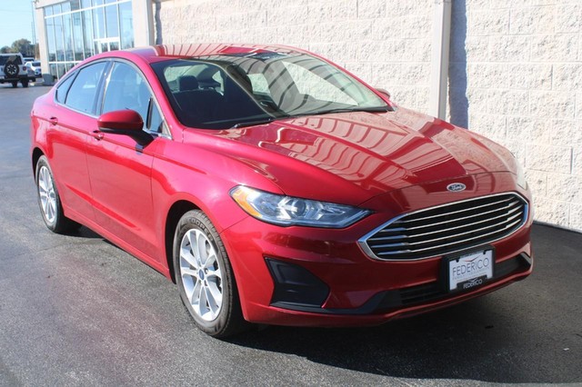 Used 2020 Ford Fusion SE with VIN 3FA6P0HD5LR221858 for sale in Wood River, IL