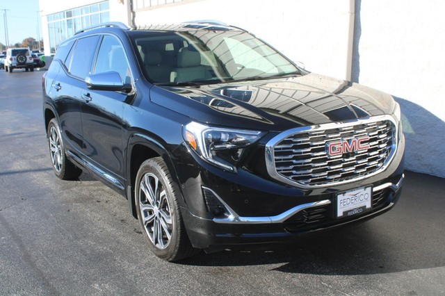 Used 2018 GMC Terrain Denali with VIN 3GKALXEXXJL182034 for sale in Wood River, IL