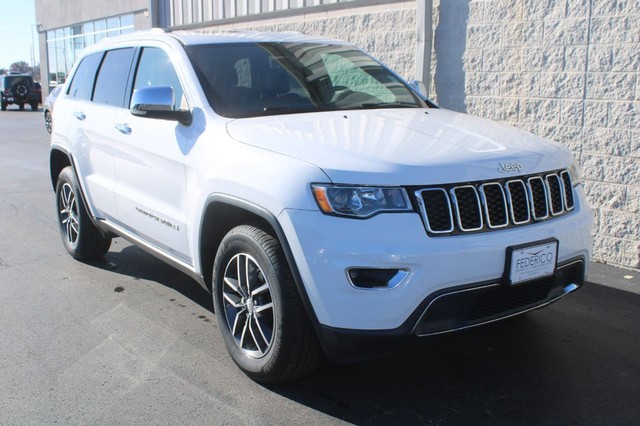 Used 2018 Jeep Grand Cherokee Limited with VIN 1C4RJFBG3JC336145 for sale in Wood River, IL