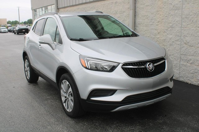 Buick Encore Vehicle Full-screen Gallery Image 02