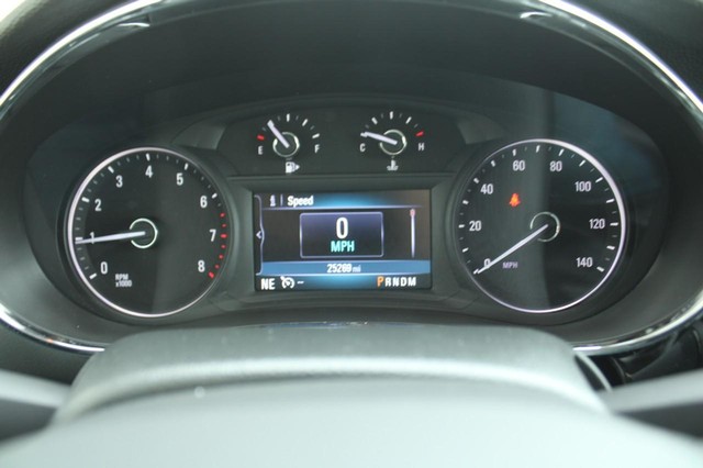Buick Encore Vehicle Full-screen Gallery Image 17