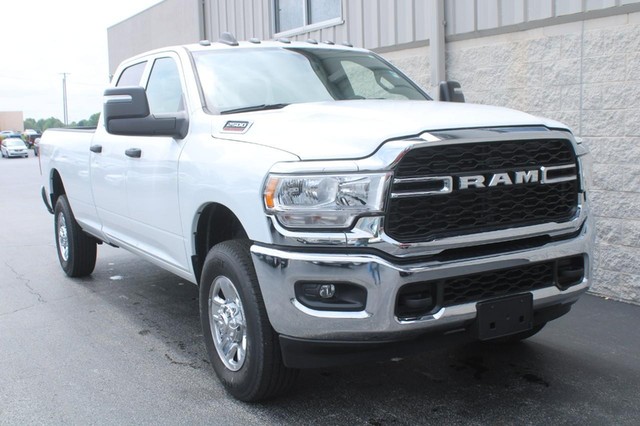 Used 2024 RAM Ram 2500 Pickup Tradesman with VIN 3C6UR5HJ2RG134011 for sale in Wood River, IL