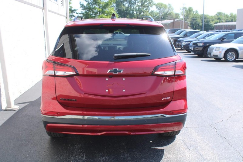 Chevrolet Equinox Vehicle Full-screen Gallery Image 04