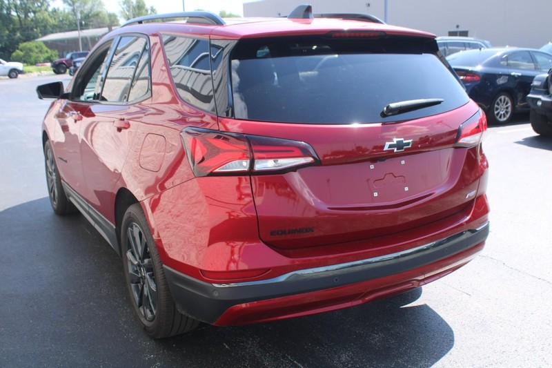 Chevrolet Equinox Vehicle Full-screen Gallery Image 05