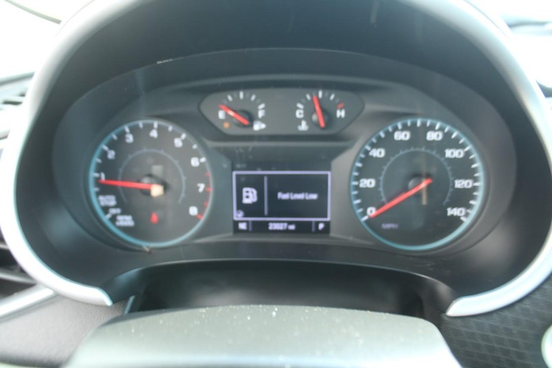 Chevrolet Malibu Vehicle Full-screen Gallery Image 17