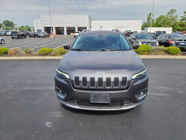 Used 2019 Jeep Cherokee Limited with VIN 1C4PJLDBXKD392263 for sale in Wood River, IL