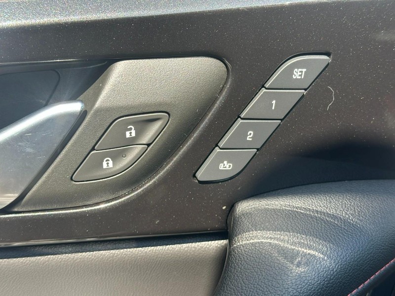 Chevrolet Blazer Vehicle Full-screen Gallery Image 18