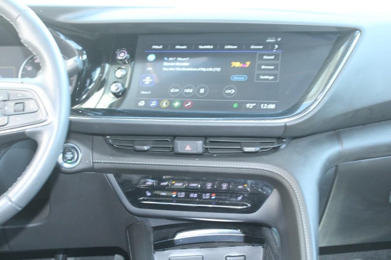 Buick Envision Vehicle Full-screen Gallery Image 12