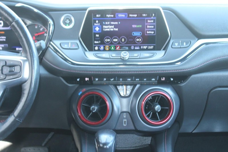 Chevrolet Blazer Vehicle Full-screen Gallery Image 11