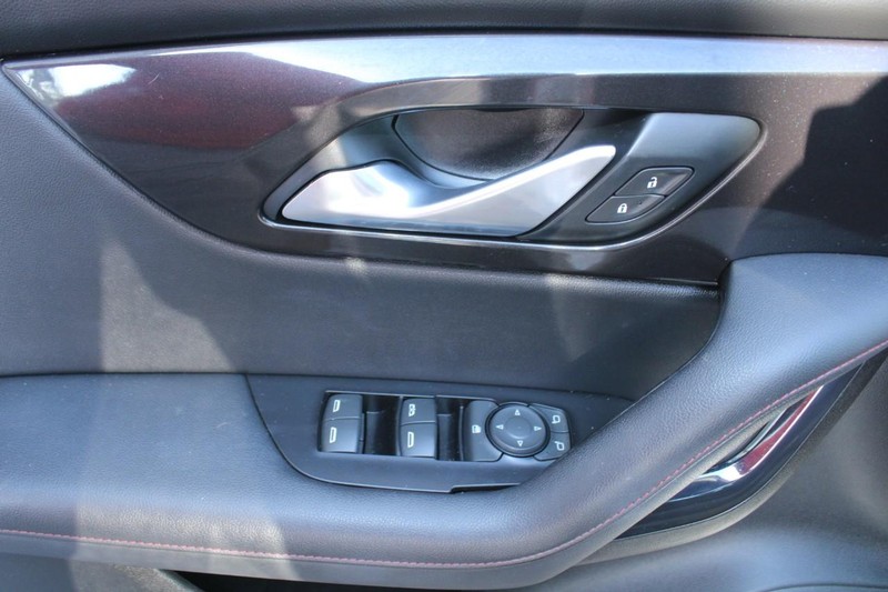 Chevrolet Blazer Vehicle Full-screen Gallery Image 14