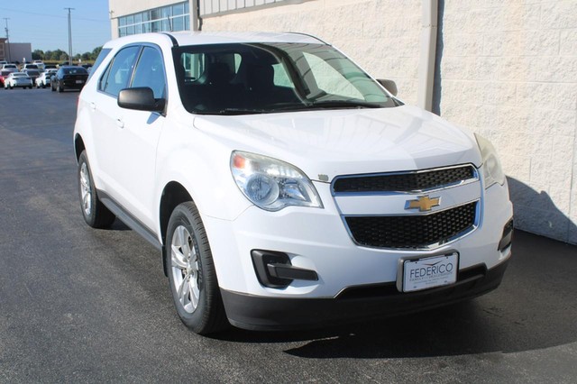 Used 2014 Chevrolet Equinox LS with VIN 2GNALAEK3E6106895 for sale in Wood River, IL