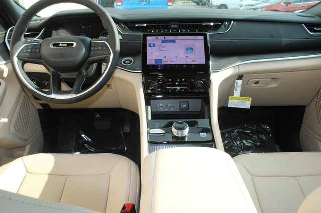 2025 Jeep Grand Cherokee Limited - Photo 9