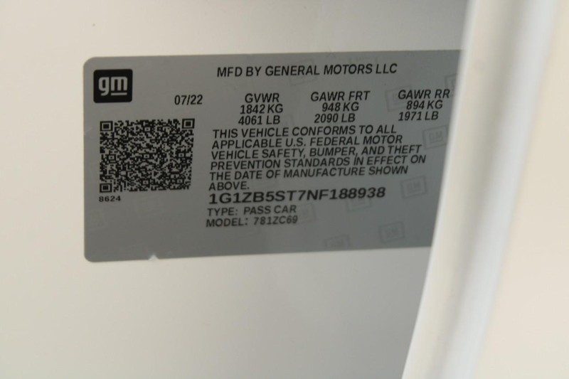 Chevrolet Malibu Vehicle Full-screen Gallery Image 16