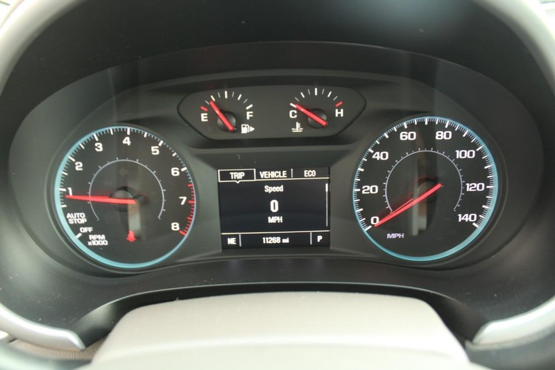 Chevrolet Malibu Vehicle Full-screen Gallery Image 17