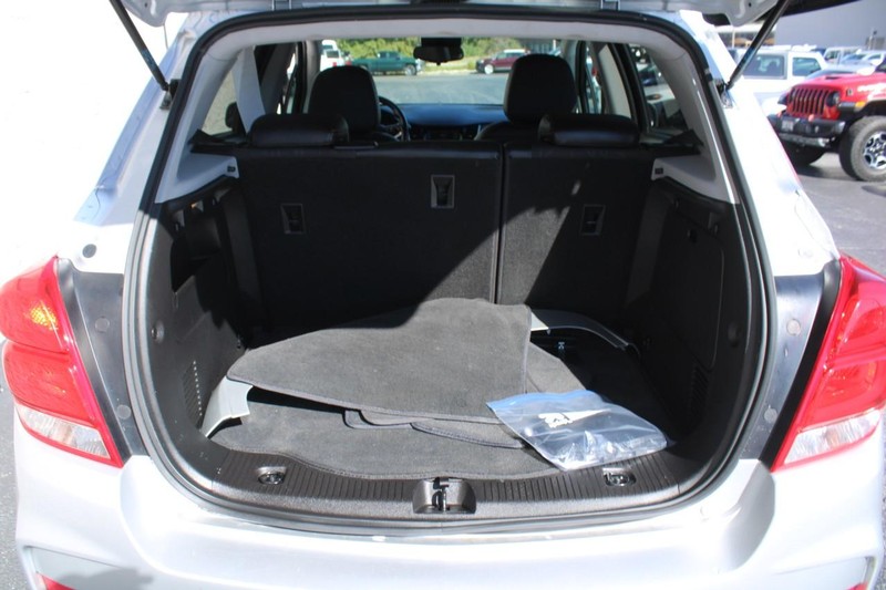 Chevrolet Trax Vehicle Full-screen Gallery Image 06