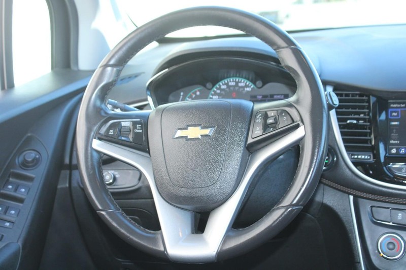 Chevrolet Trax Vehicle Full-screen Gallery Image 11
