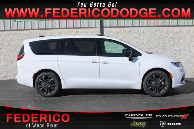 Wood River IL 2026 Chrysler Pacifica more details - chrysler pacifica