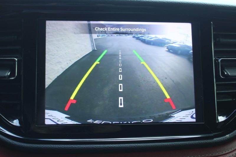 Dodge Durango Vehicle Full-screen Gallery Image 20