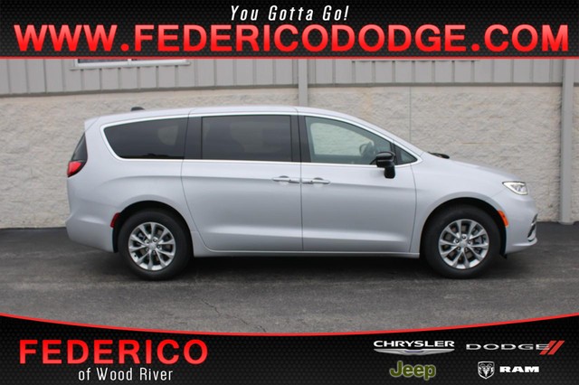 Wood River IL 2026 Chrysler Pacifica more details - chrysler pacifica