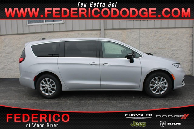 Wood River IL 2026 Chrysler Pacifica more details - chrysler pacifica