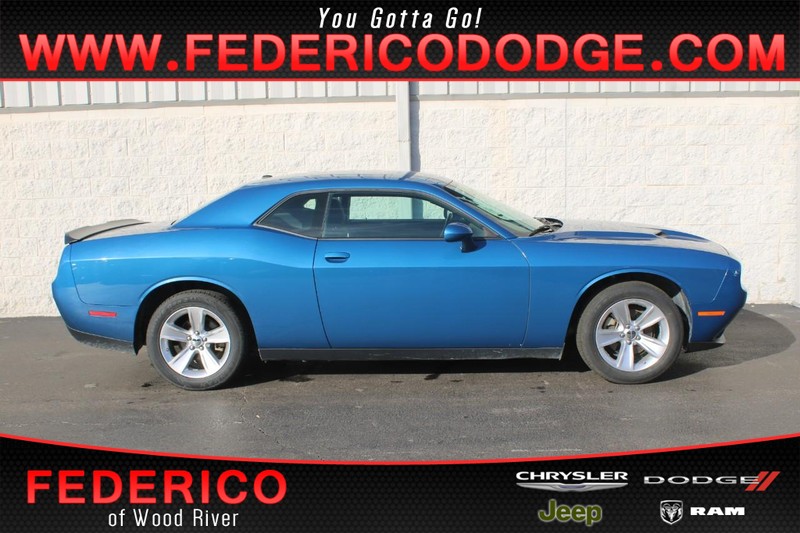 Dodge Challenger Vehicle Full-screen Gallery Image 01