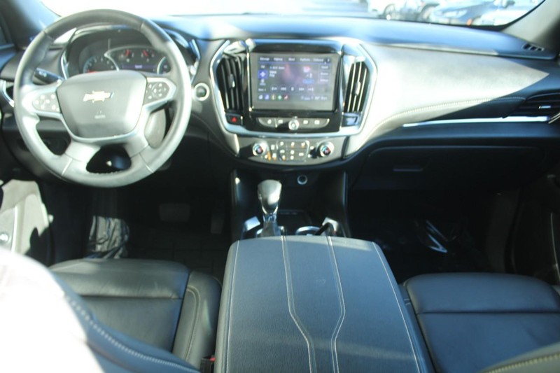 Chevrolet Traverse Vehicle Full-screen Gallery Image 10