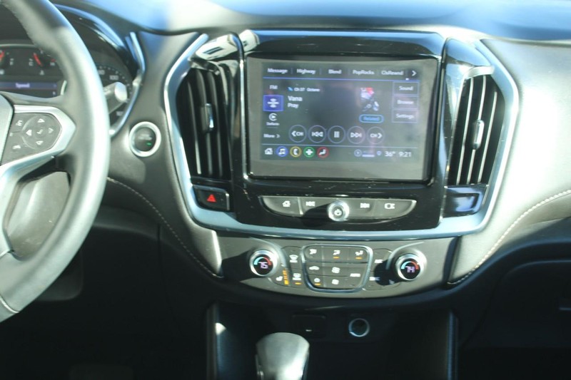 Chevrolet Traverse Vehicle Full-screen Gallery Image 12