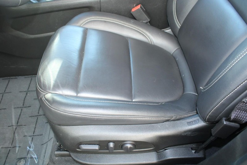 Chevrolet Traverse Vehicle Full-screen Gallery Image 15