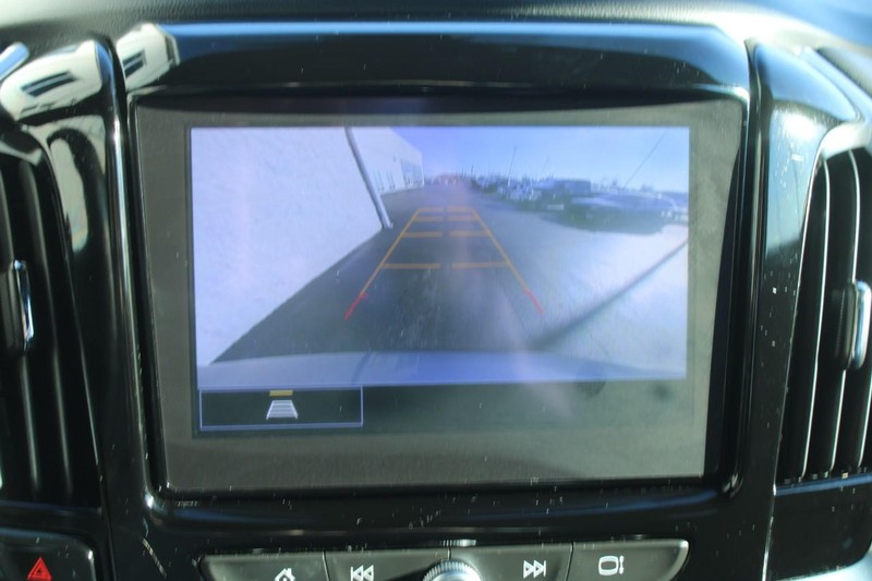 Chevrolet Traverse Vehicle Full-screen Gallery Image 19