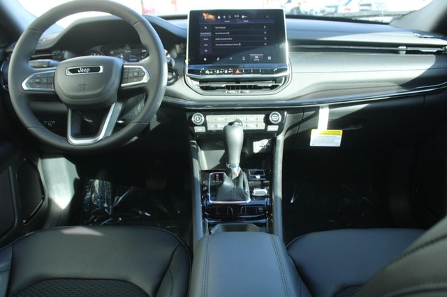 2026 Jeep Compass Latitude Altitude - Photo 9