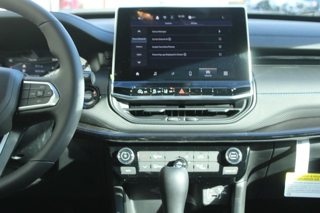 2026 Jeep Compass Latitude Altitude - Photo 11