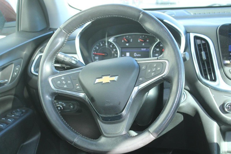 Chevrolet Equinox Vehicle Full-screen Gallery Image 11