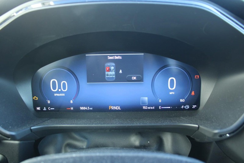 Ford Escape Vehicle Full-screen Gallery Image 17