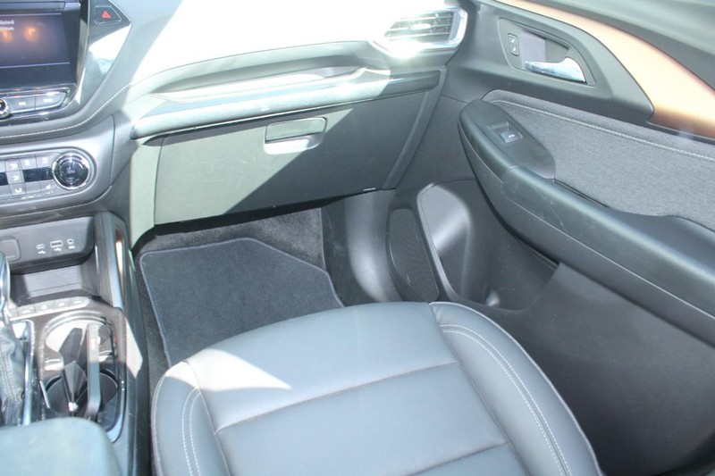 Chevrolet TrailBlazer Vehicle Full-screen Gallery Image 13