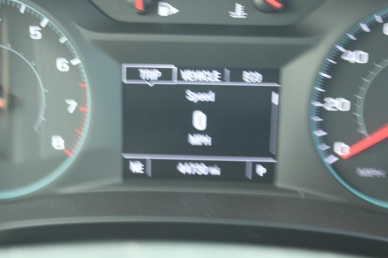 Chevrolet Malibu Vehicle Full-screen Gallery Image 18