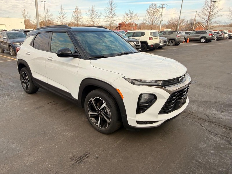 Chevrolet Trailblazer Vehicle Full-screen Gallery Image 03