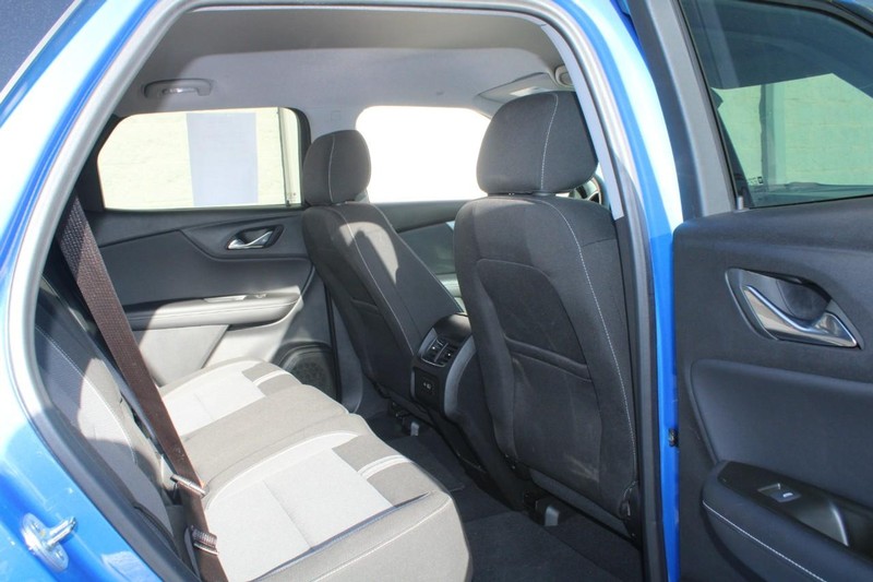 Chevrolet Blazer Vehicle Full-screen Gallery Image 09