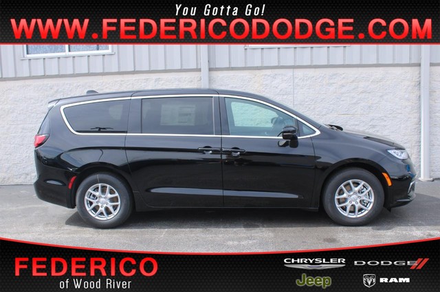 more details - chrysler pacifica