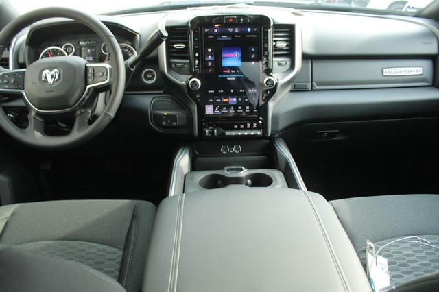 2026 RAM 2500 Big Horn - Photo 7