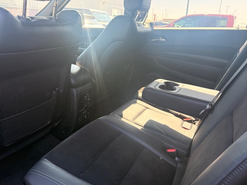 Dodge Durango Vehicle Full-screen Gallery Image 06