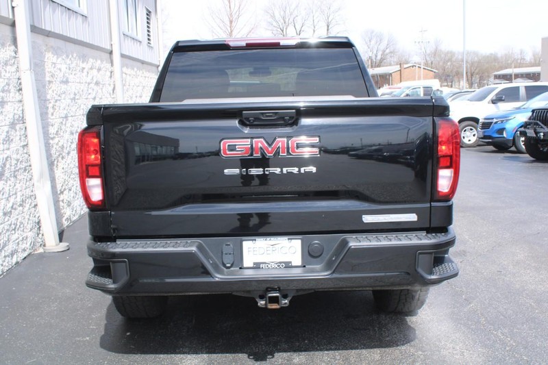 GMC Sierra 1500 Vehicle Full-screen Gallery Image 04