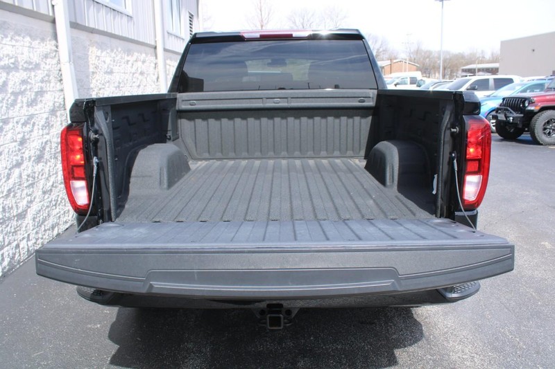 GMC Sierra 1500 Vehicle Full-screen Gallery Image 06